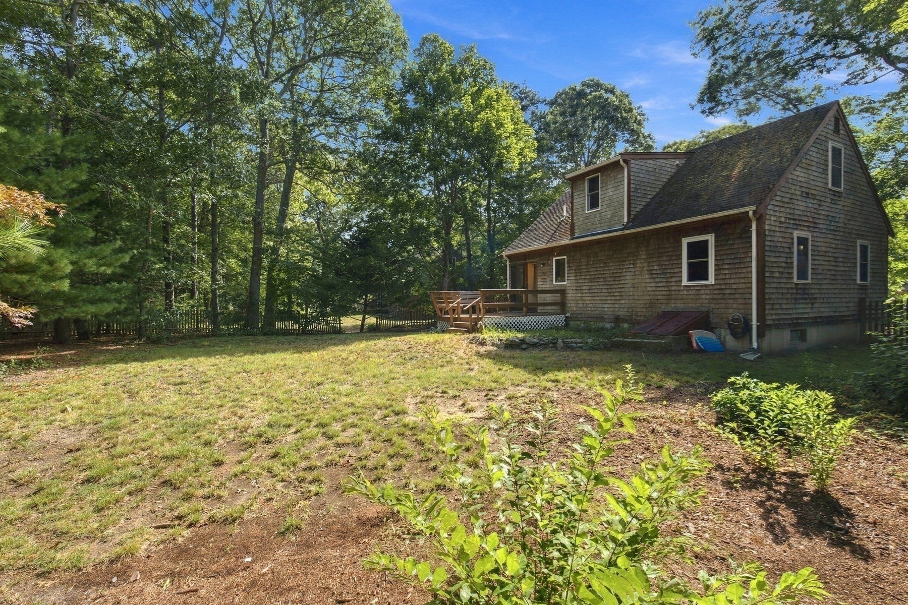 35 Pinecrest Beach Dr, Falmouth, MA, 35 Pinecrest Beach Dr, Falmouth, MA Photo #8