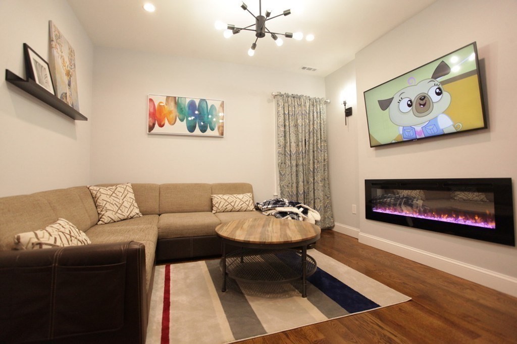 289-291 Main Street 2