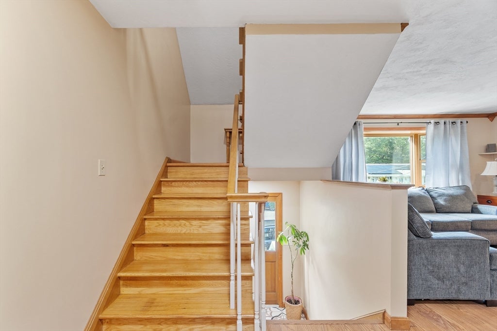 11 Hemlock Ave