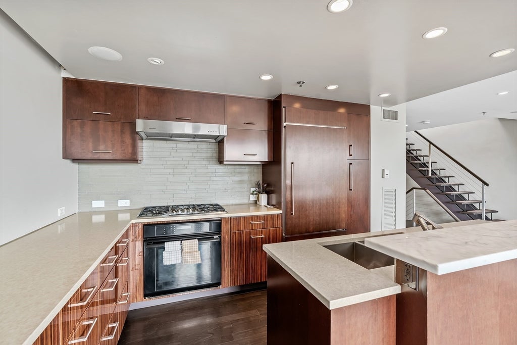 1721-1723 Washington St 610