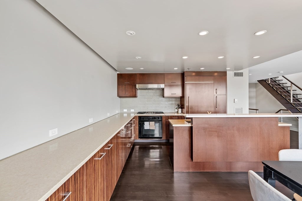 1721-1723 Washington St 610