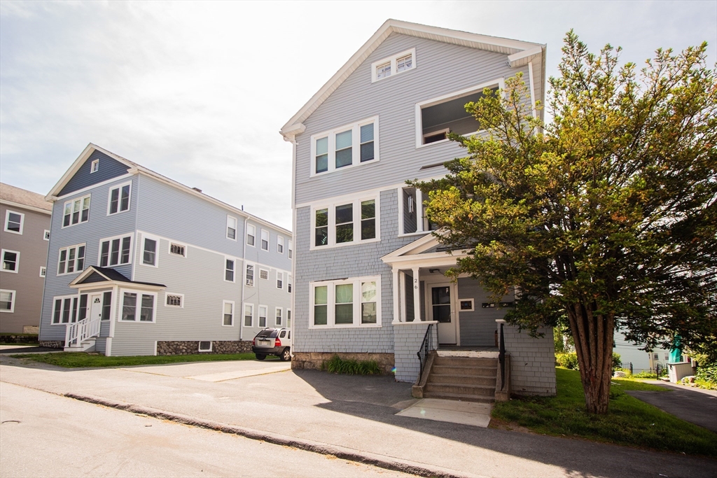 26 Sterling St