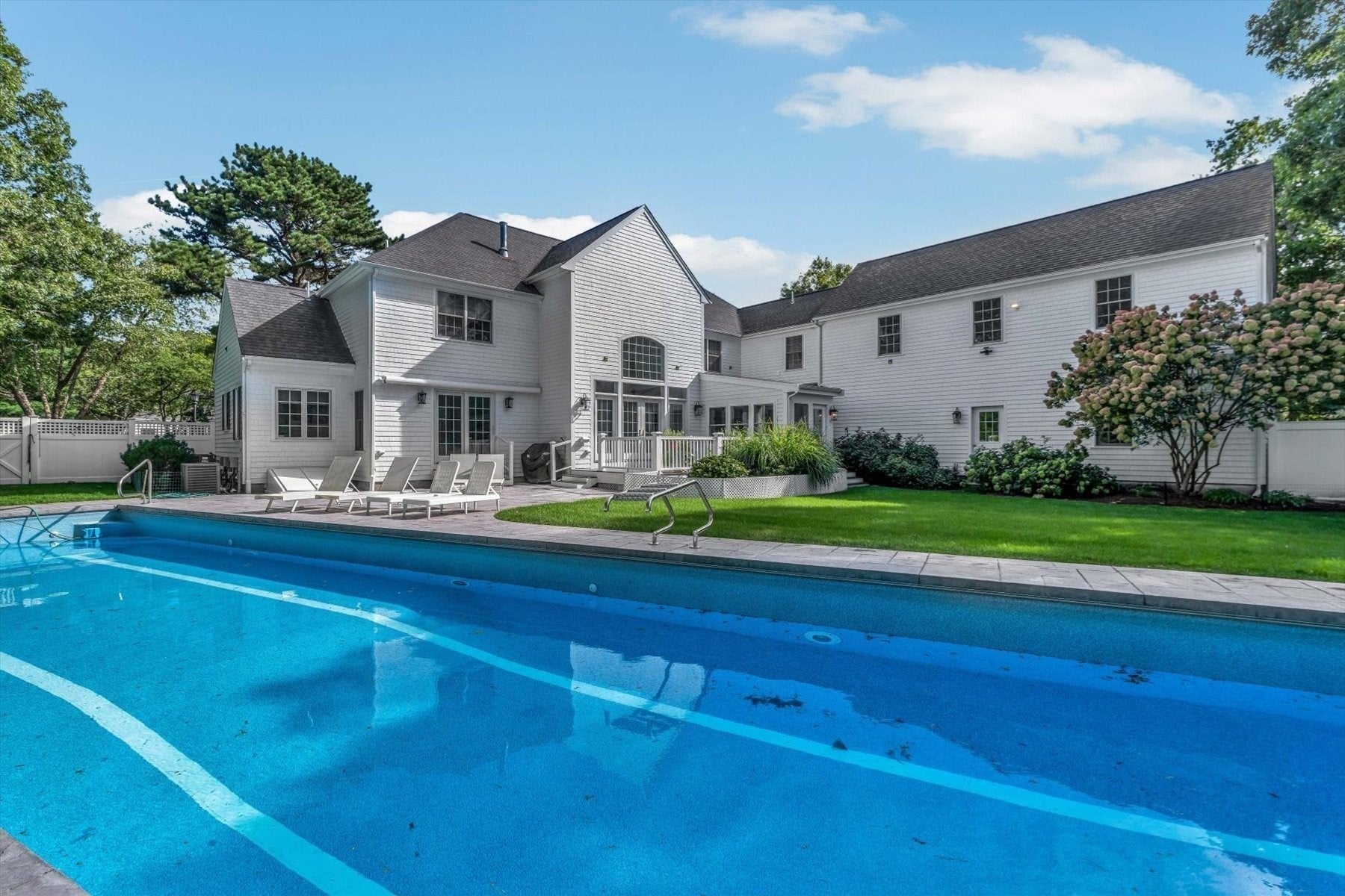 48 Eagle Dr 48