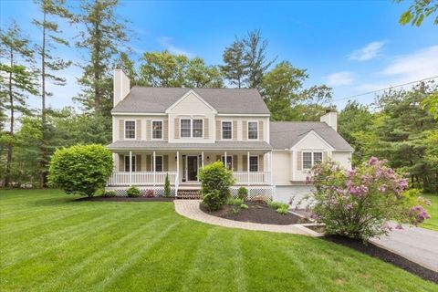 32 W Shore Rd Merrimac MA 01860