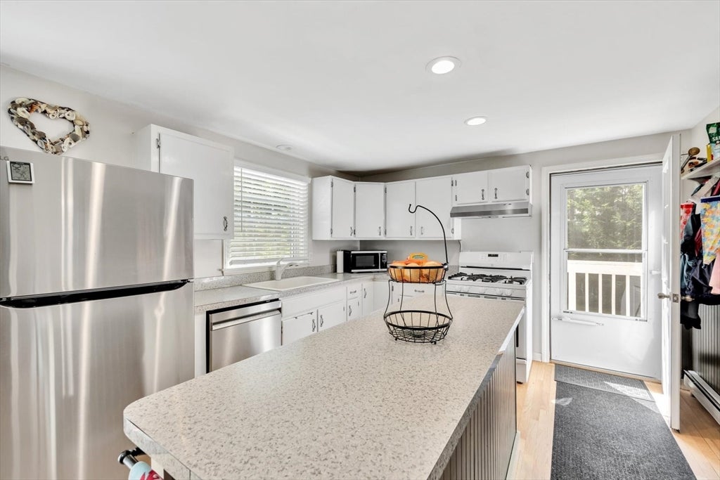 30 Patience Ln, Barnstable, MA, 30 Patience Ln, Barnstable, MA Photo #11