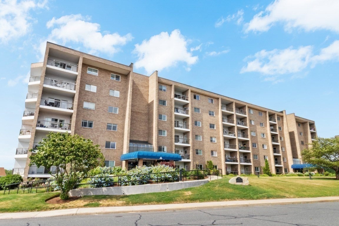 54 Broad Reach