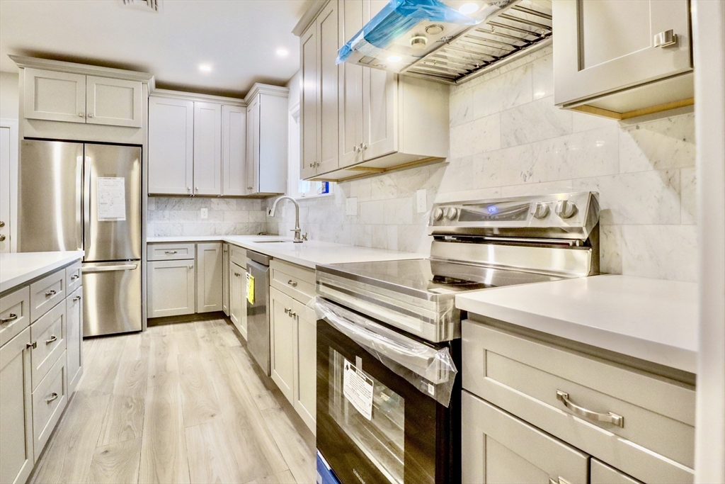 106-108 Lawrence St. 106