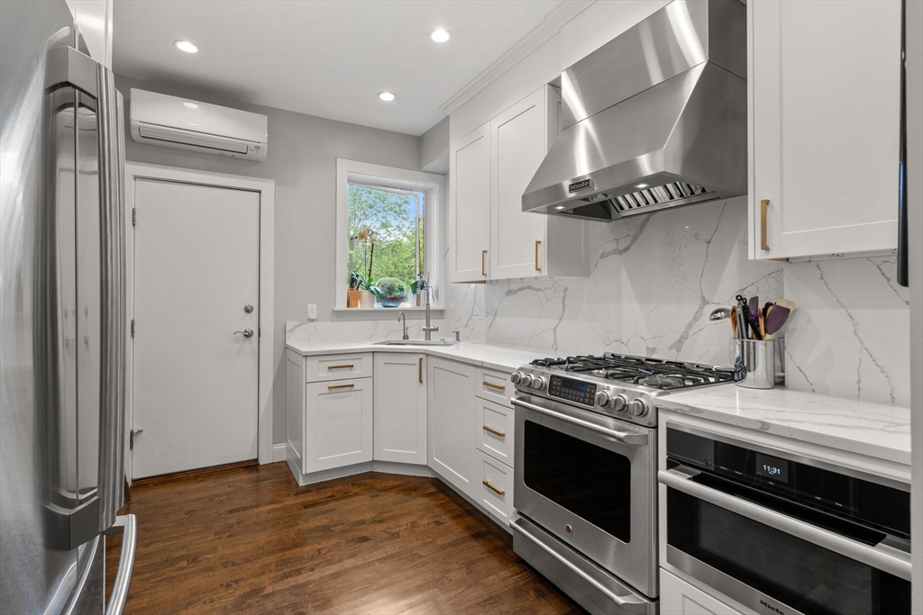 149 Longwood Ave 2