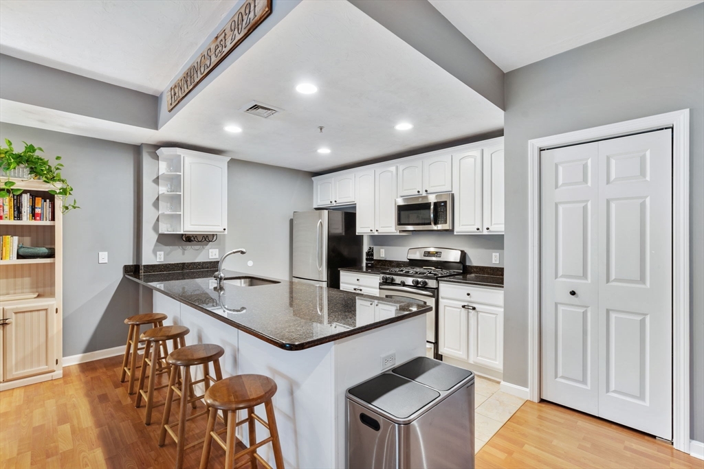 140 Commonwealth Ave 12