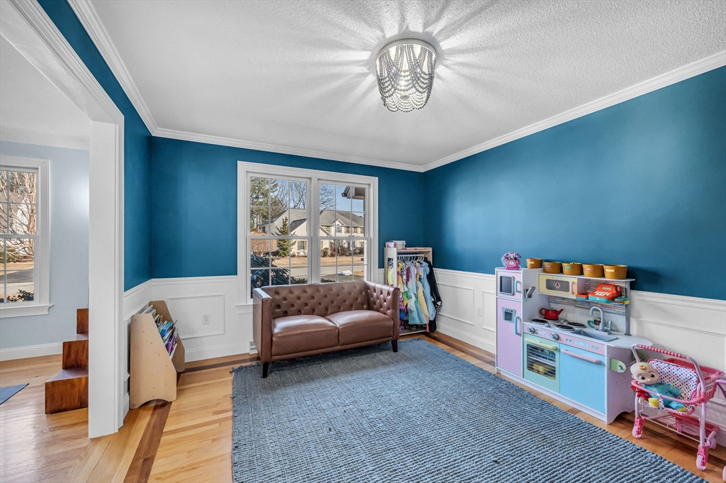 Westfield, Massachusetts 01085, United States, 4 Bedrooms Bedrooms, ,3 BathroomsBathrooms,Residential,Active,113476