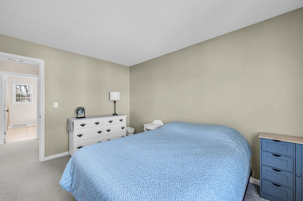 Westfield, Massachusetts 01085, United States, 4 Bedrooms Bedrooms, ,3 BathroomsBathrooms,Residential,Active,113476