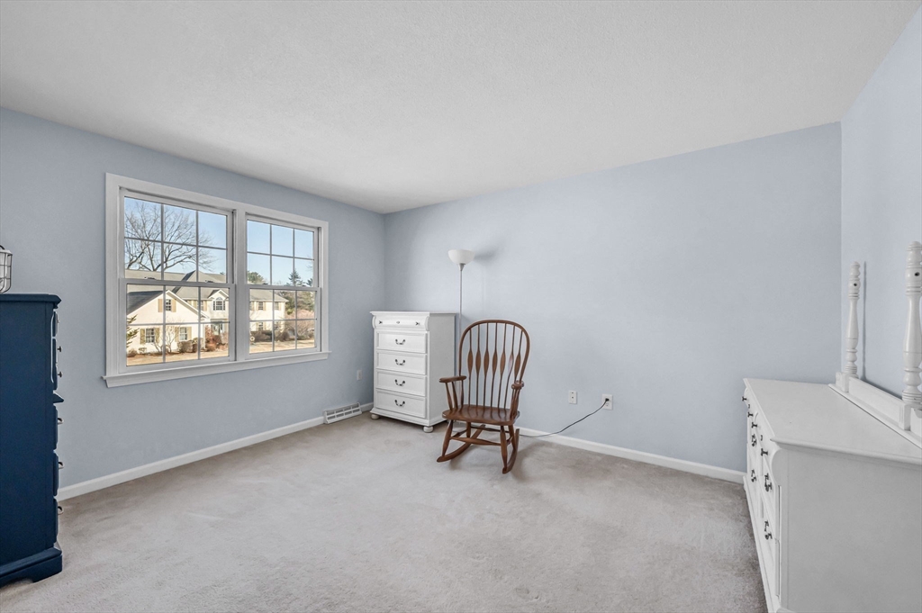 Westfield, Massachusetts 01085, United States, 4 Bedrooms Bedrooms, ,3 BathroomsBathrooms,Residential,Active,113476