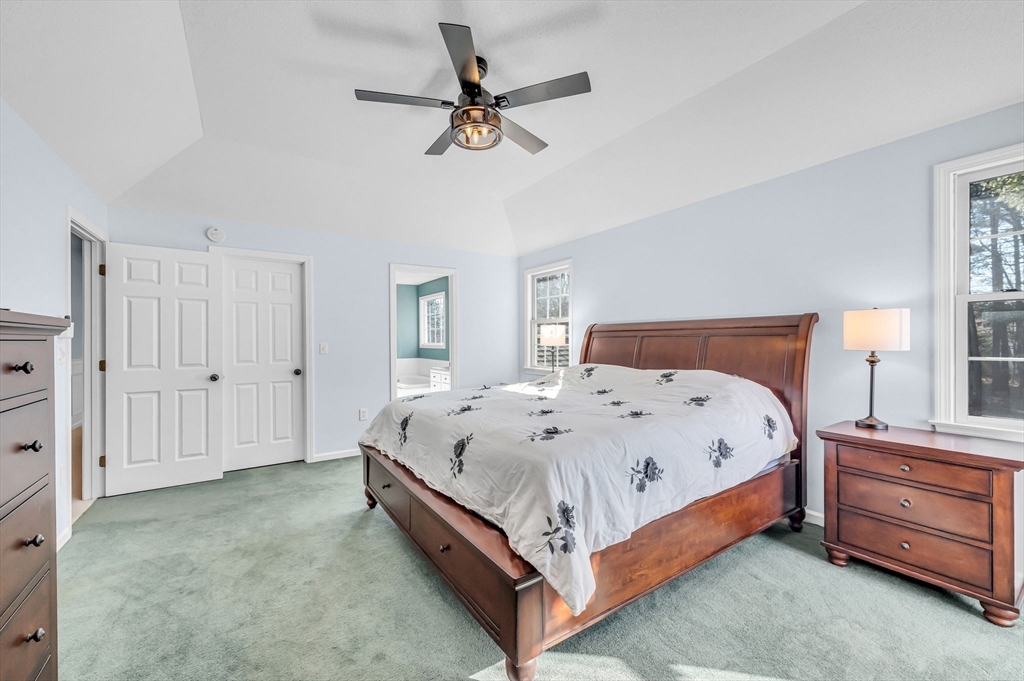 Westfield, Massachusetts 01085, United States, 4 Bedrooms Bedrooms, ,3 BathroomsBathrooms,Residential,Active,113476