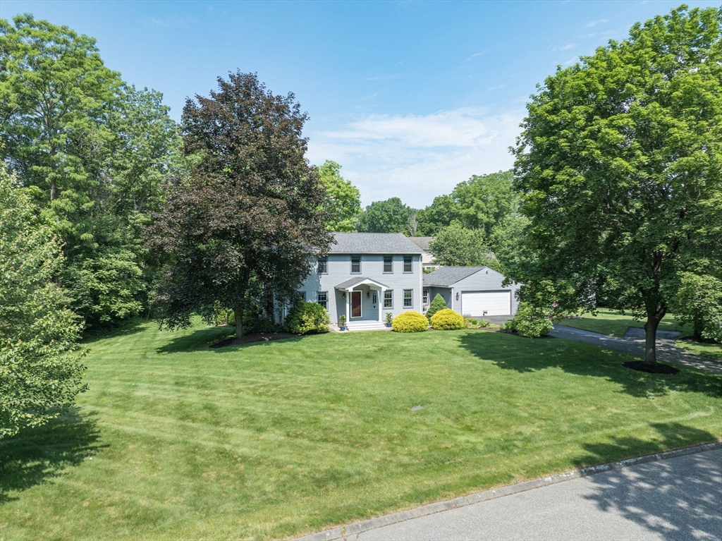 37 Genevieve Dr
