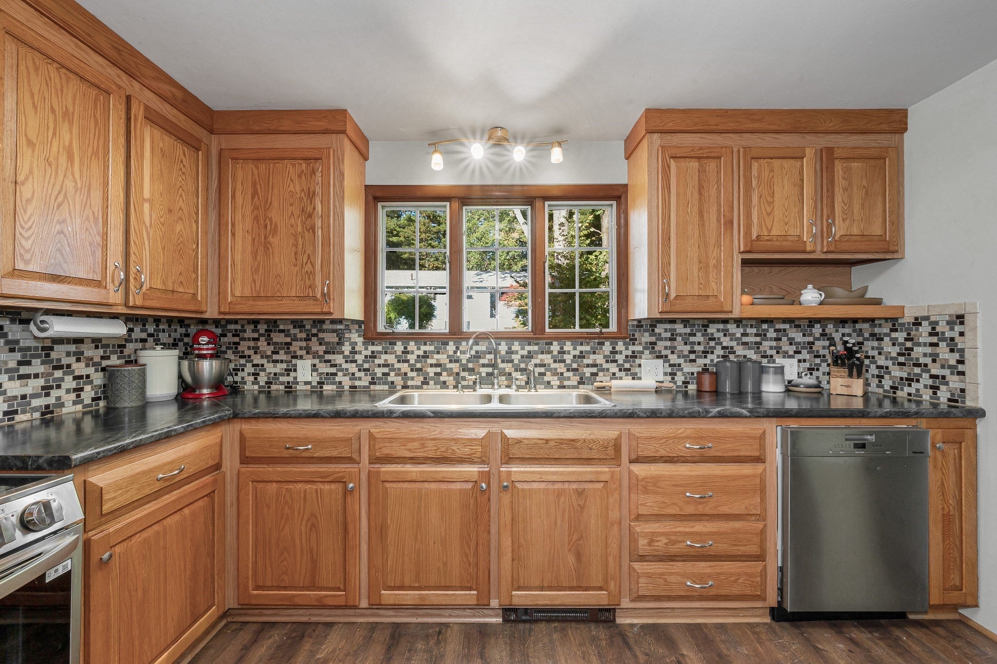3 Shady Lane, Methuen, MA, 3 Shady Lane, Methuen, MA Photo #7