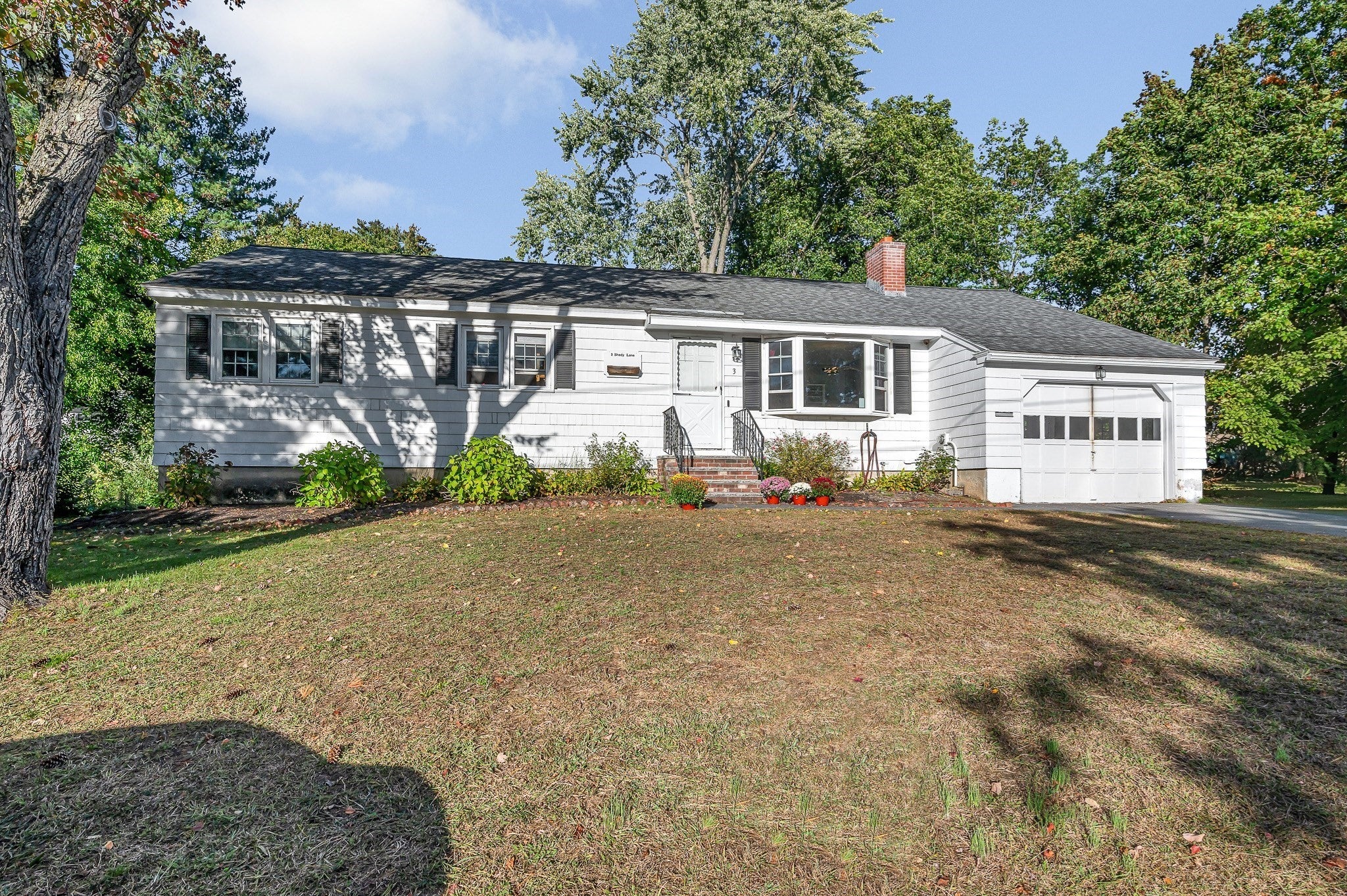 Photo of 3 Shady Lane, Methuen, MA