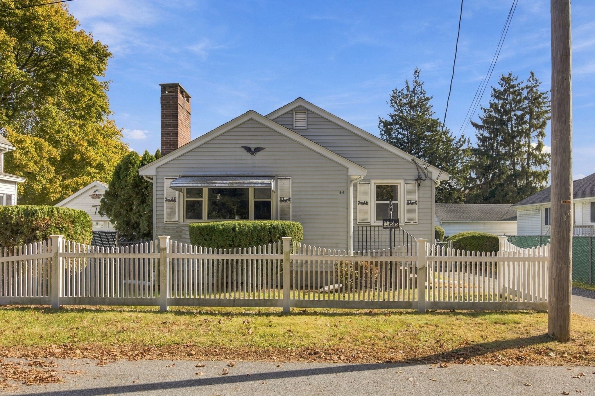44 Sigourney St