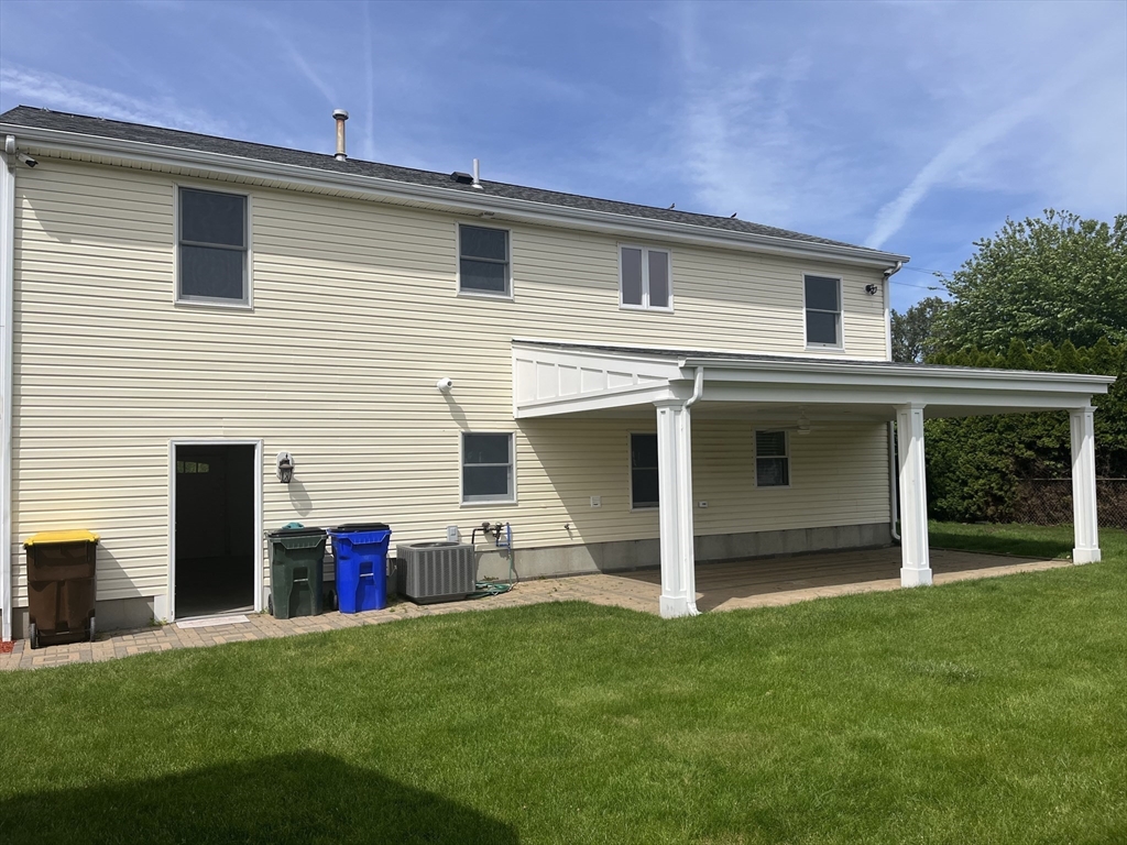 49 Woodman St