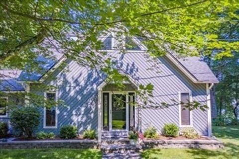 Photo of 23 Freyer Rd, Southampton, MA 01073 (MLS # 73462361)