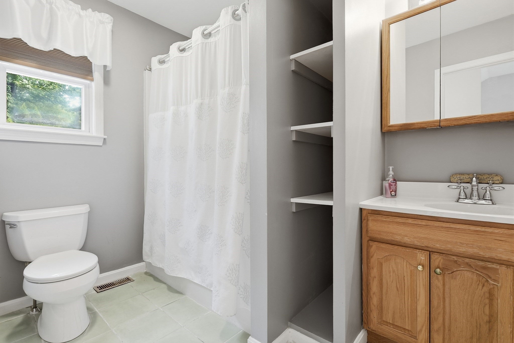 6 Oak Road, Littleton, MA, 6 Oak Road, Littleton, MA Photo #16