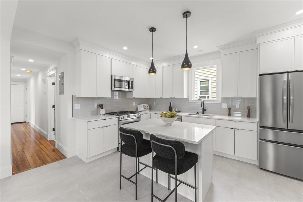 334 Centre St 2