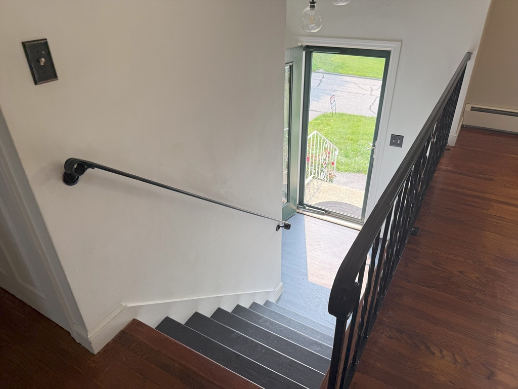 5 Ridgewood Dr
