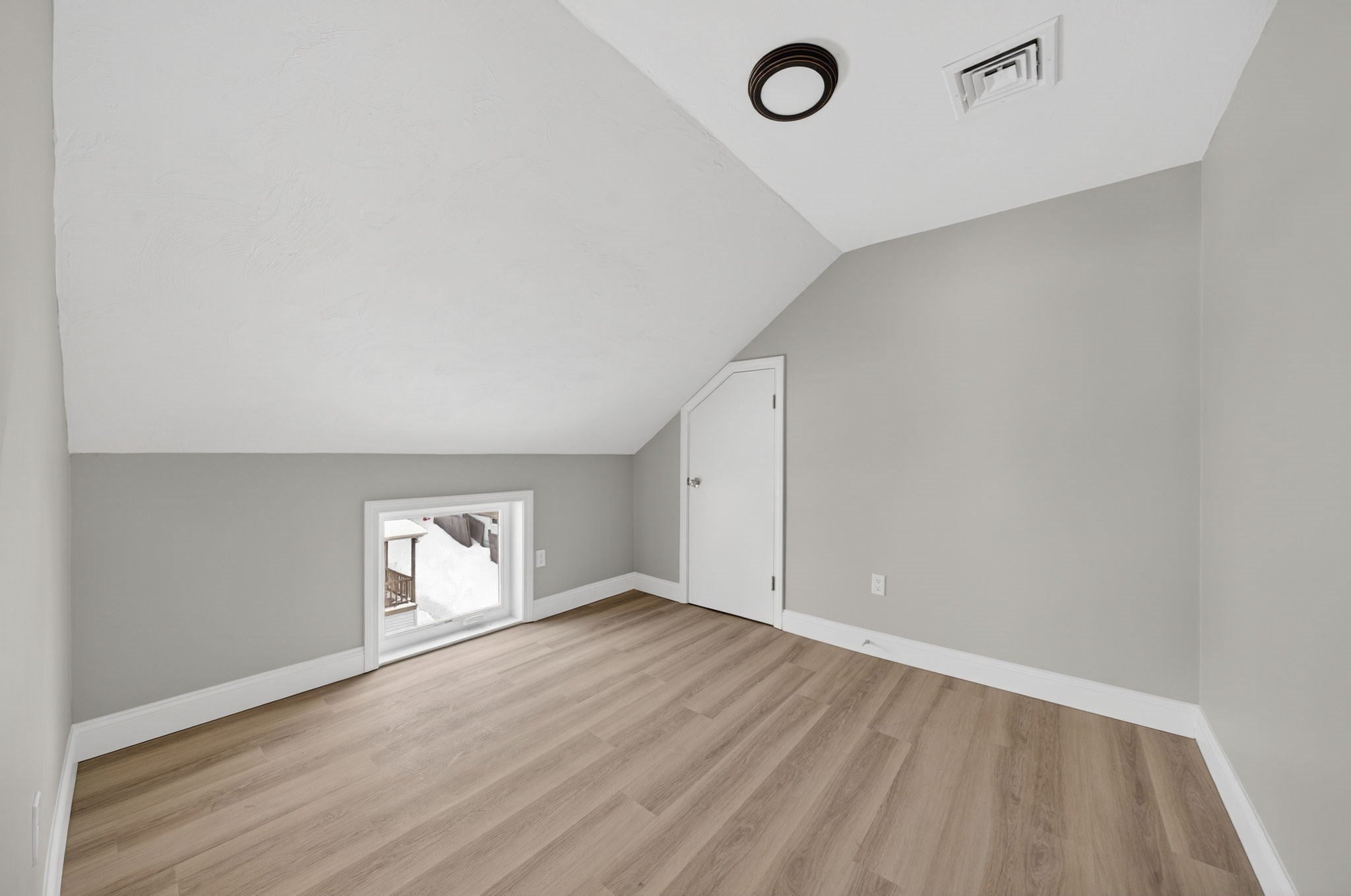 169 Grant St, Fall River, MA Photo #38
