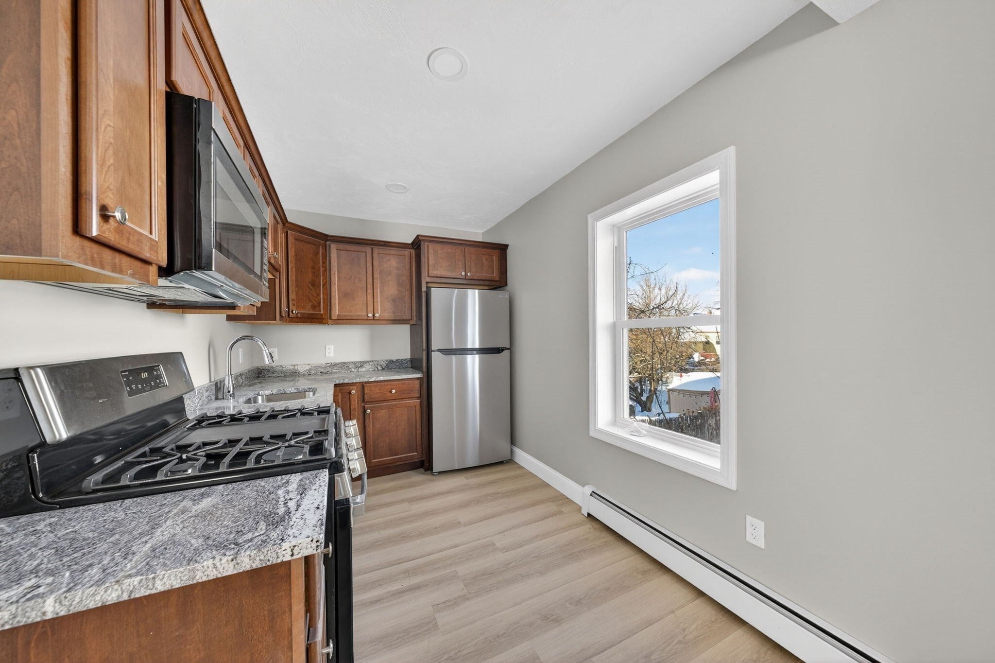169 Grant St, Fall River, MA Photo #17