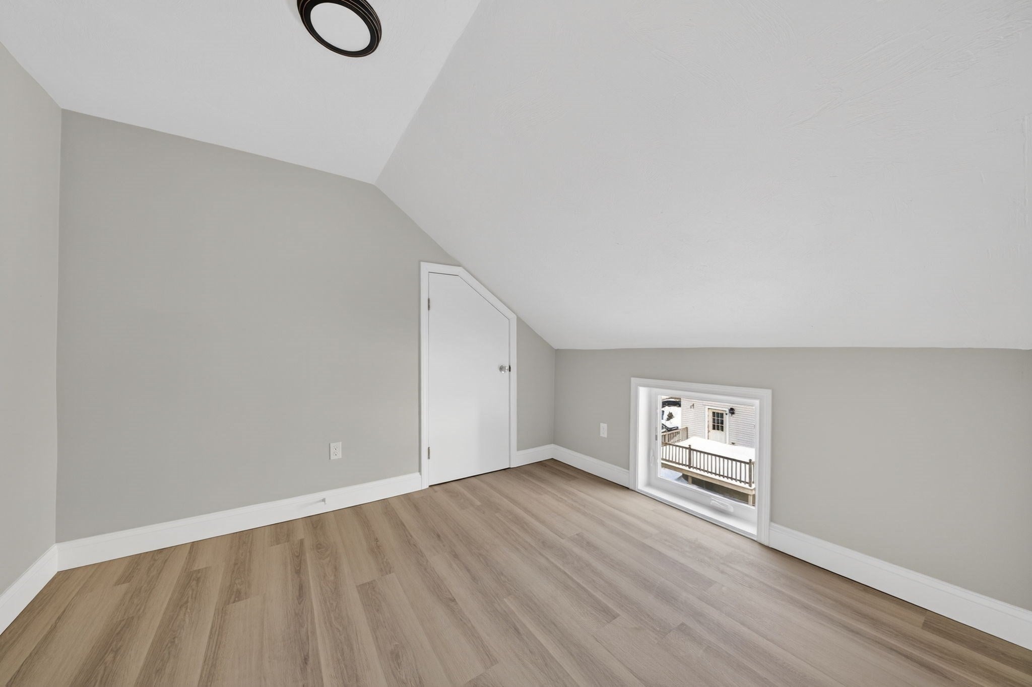 169 Grant St, Fall River, MA Photo #32