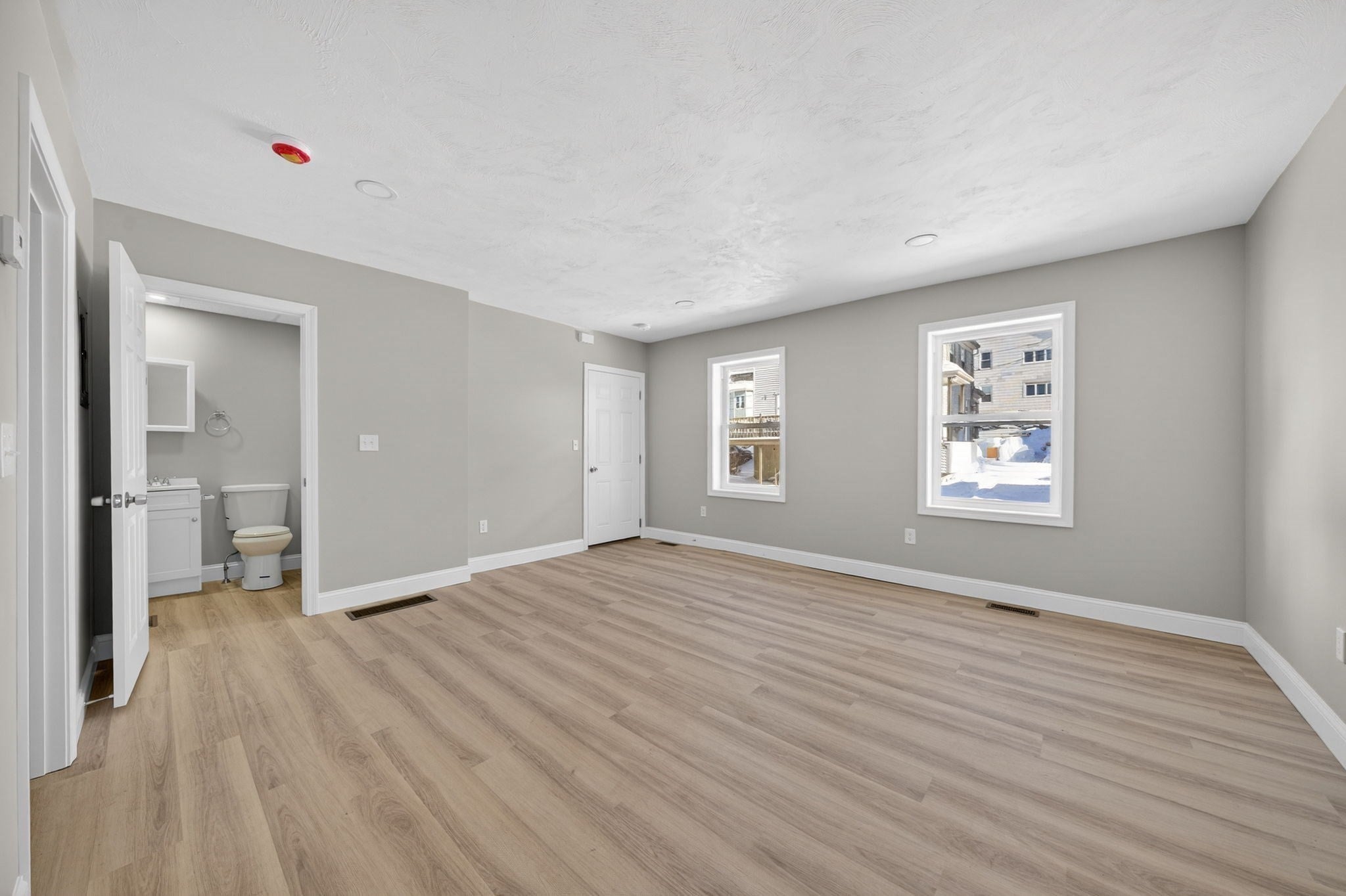 169 Grant St, Fall River, MA Photo #10