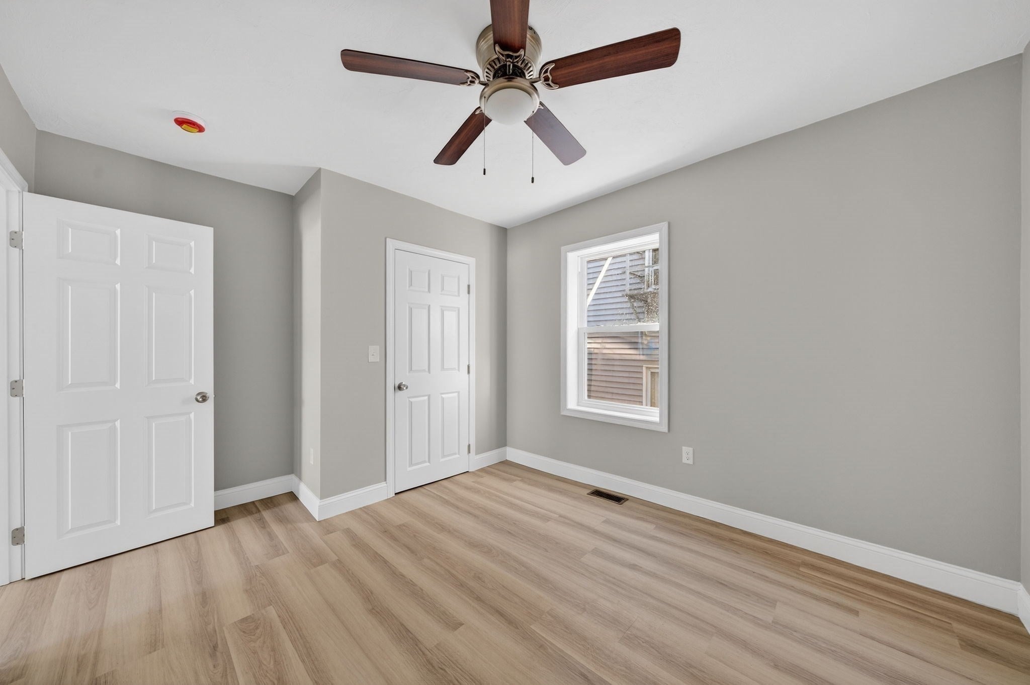 169 Grant St, Fall River, MA Photo #12