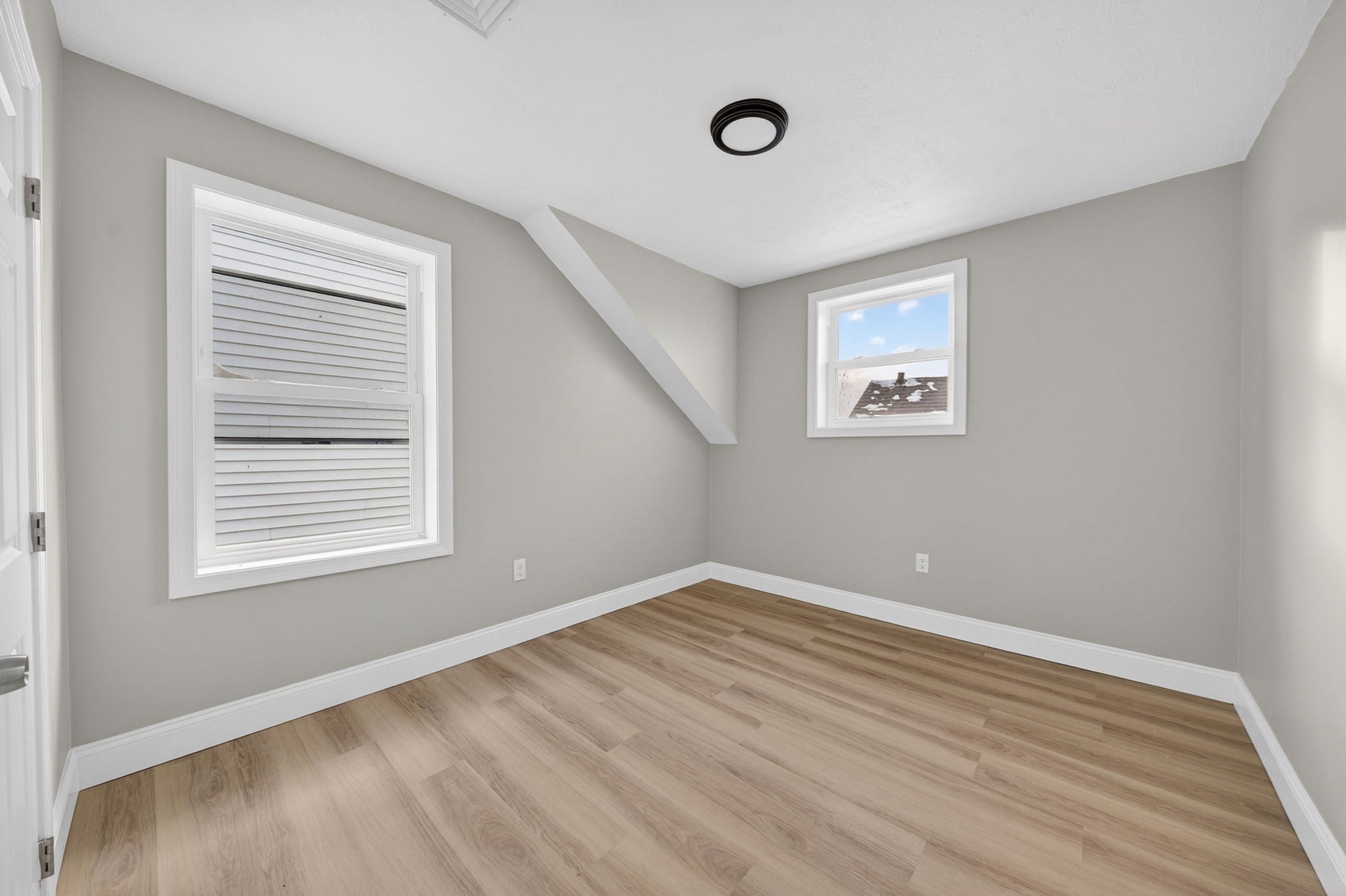 169 Grant St, Fall River, MA Photo #34