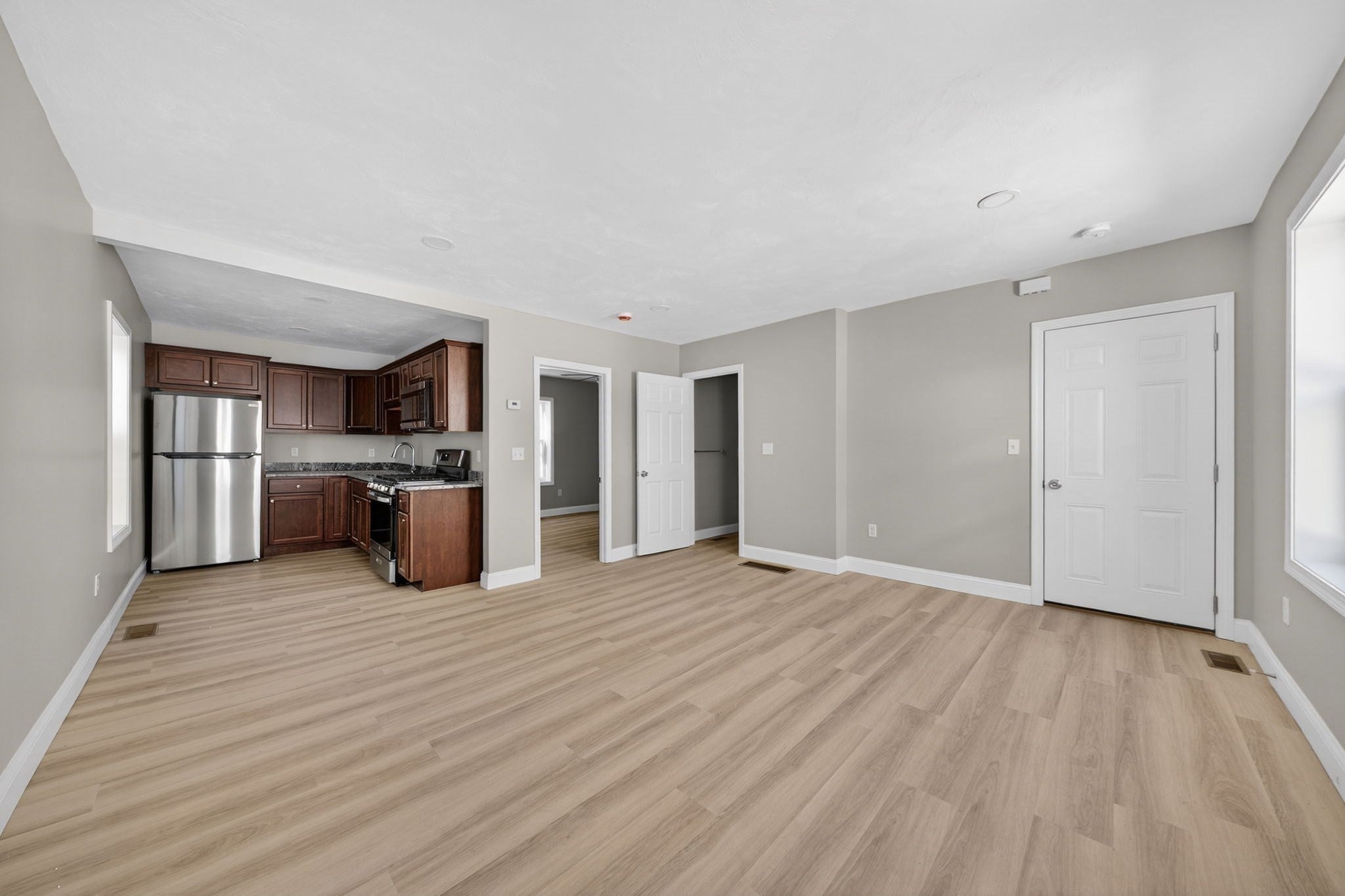 169 Grant St, Fall River, MA Photo #7