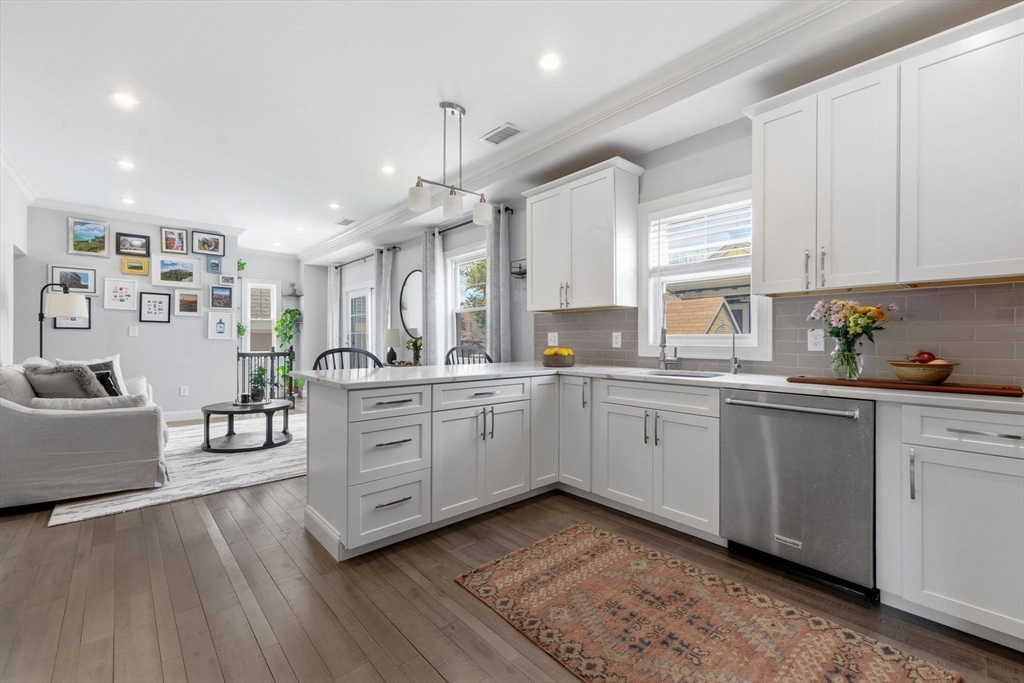 73 Bartlett Rd #1, Winthrop, MA Photo #6