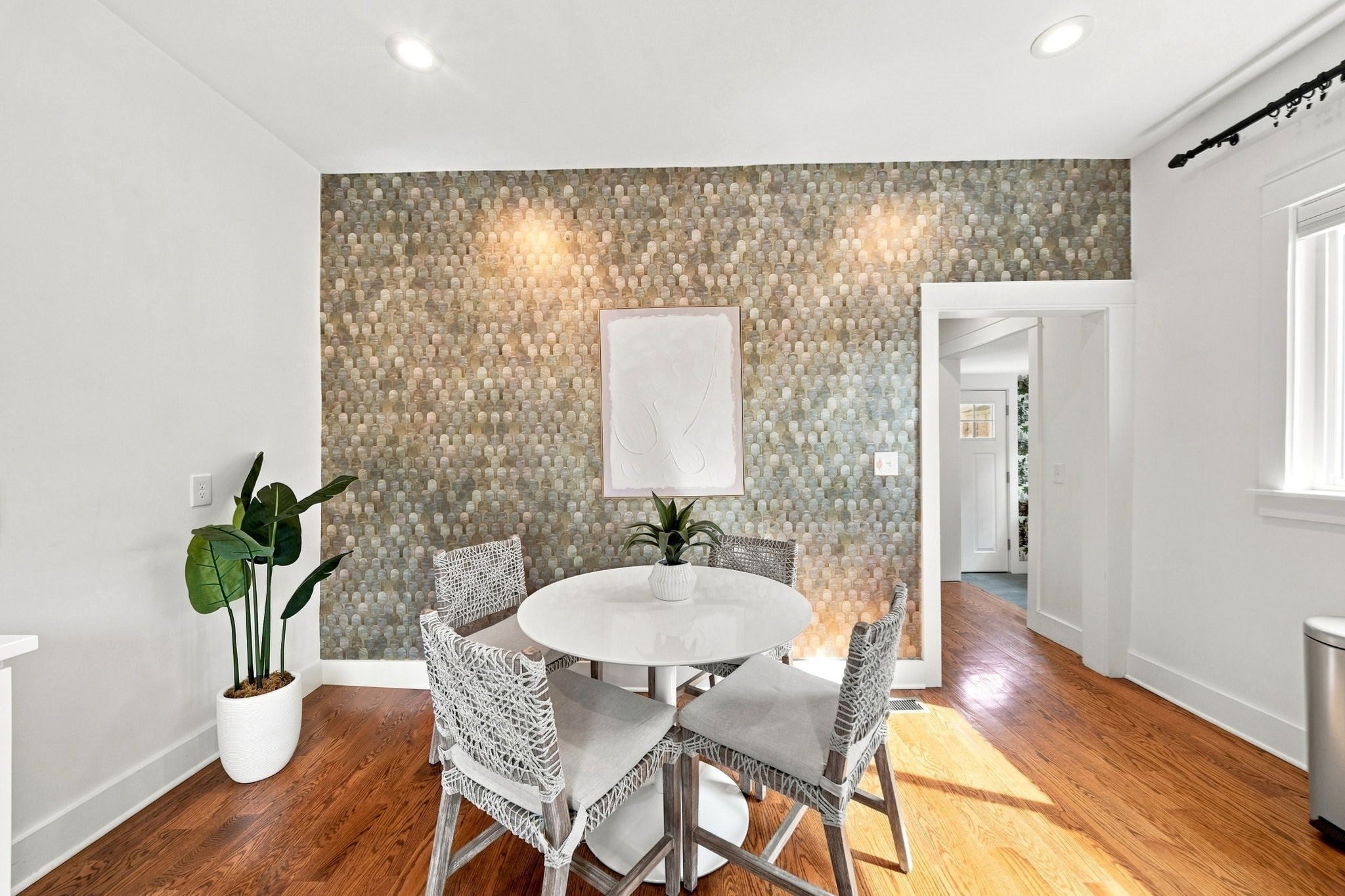 18 Partridge Ave, Somerville, MA Photo #6