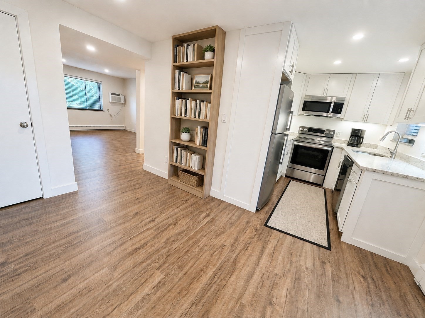 6 C Charlesbank Way C