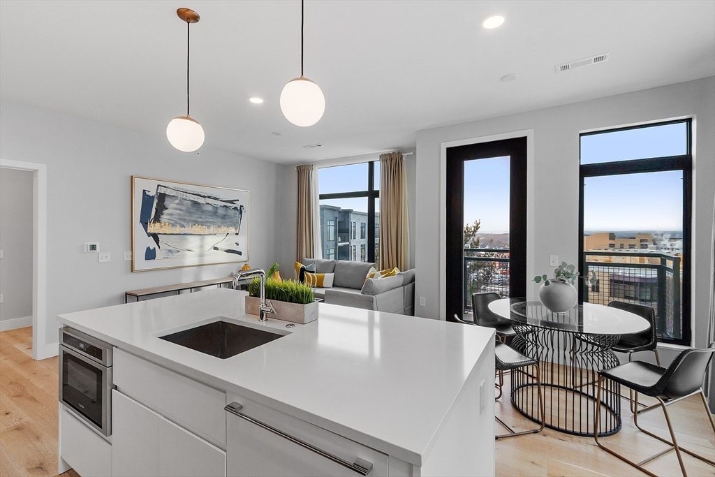 191 Washington St 725