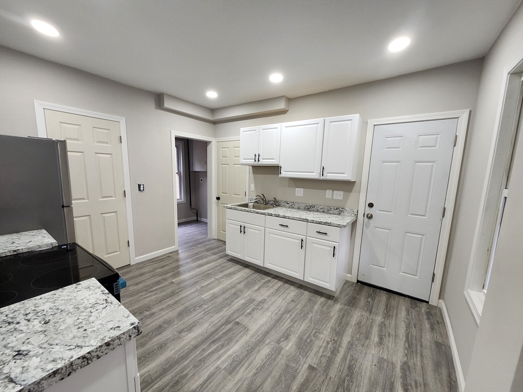 179 Sargeant St, Holyoke, MA, 179 Sargeant St, Holyoke, MA Photo #3