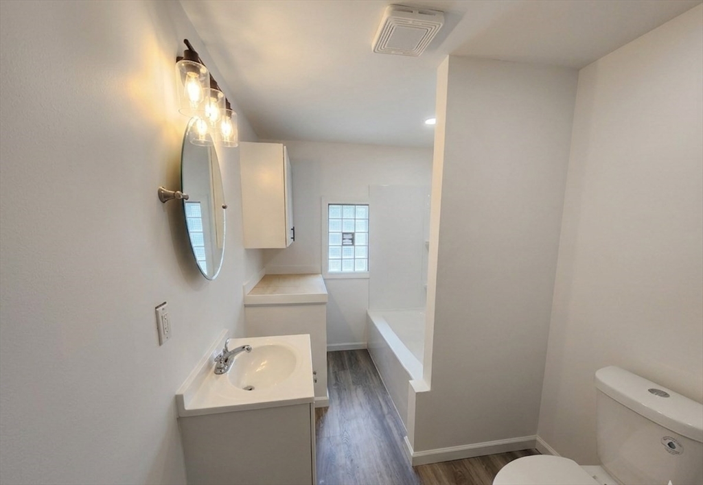 179 Sargeant St, Holyoke, MA, 179 Sargeant St, Holyoke, MA Photo #13