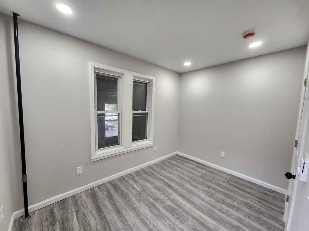 179 Sargeant St, Holyoke, MA, 179 Sargeant St, Holyoke, MA Photo #6