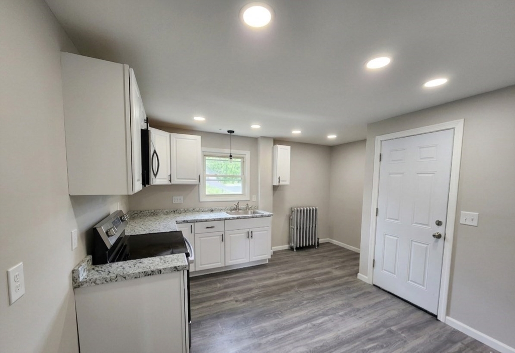 179 Sargeant St, Holyoke, MA, 179 Sargeant St, Holyoke, MA Photo #11