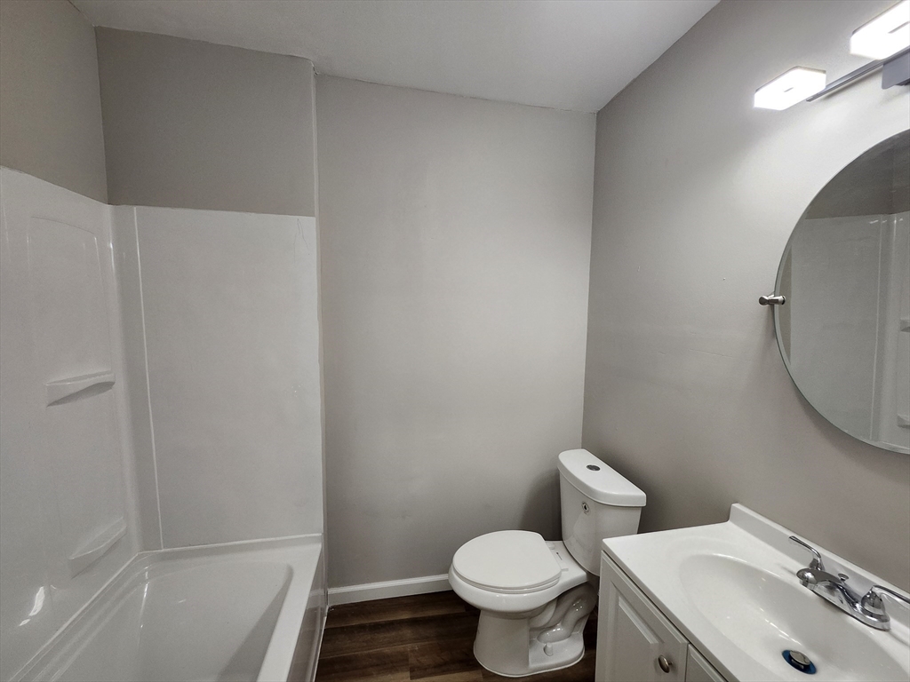 179 Sargeant St, Holyoke, MA, 179 Sargeant St, Holyoke, MA Photo #9