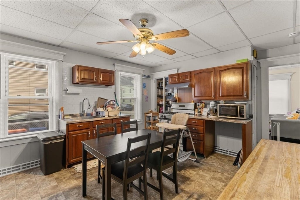 213 Austin St, New Bedford, MA Photo #4