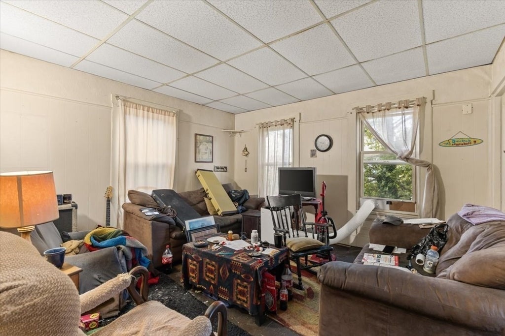 213 Austin St, New Bedford, MA Photo #15