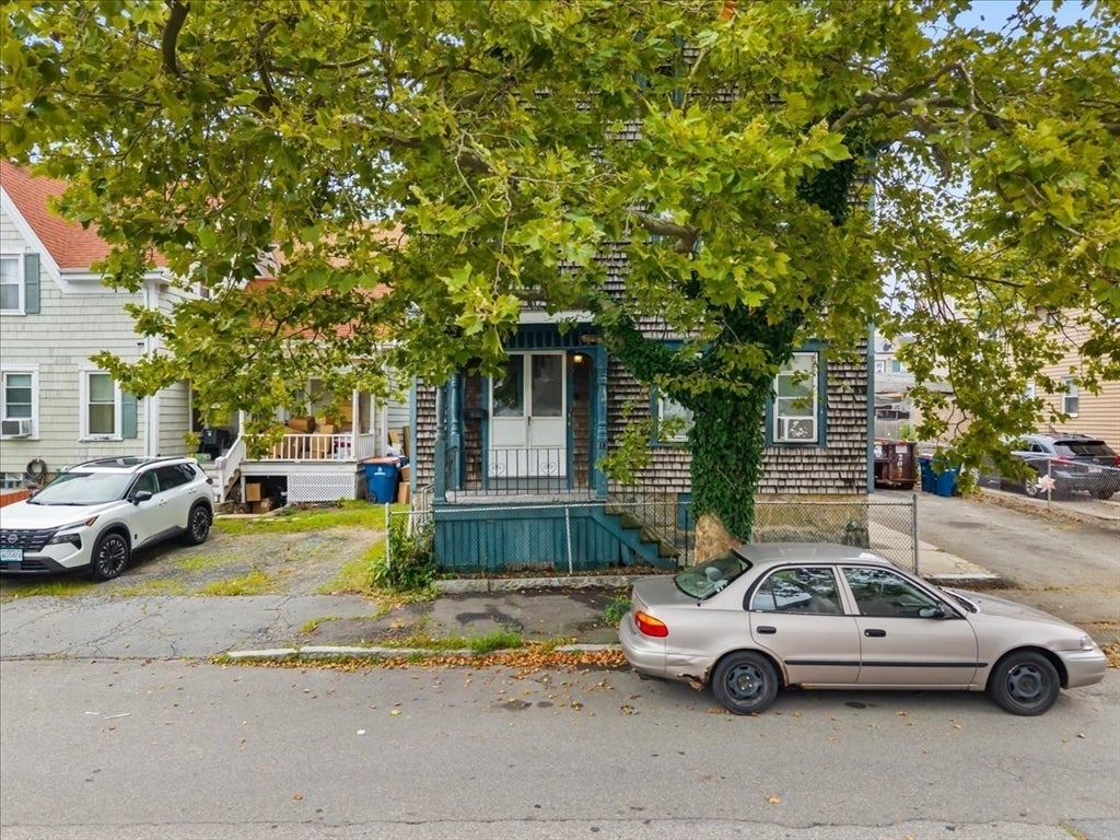 213 Austin St, New Bedford, MA Photo #2
