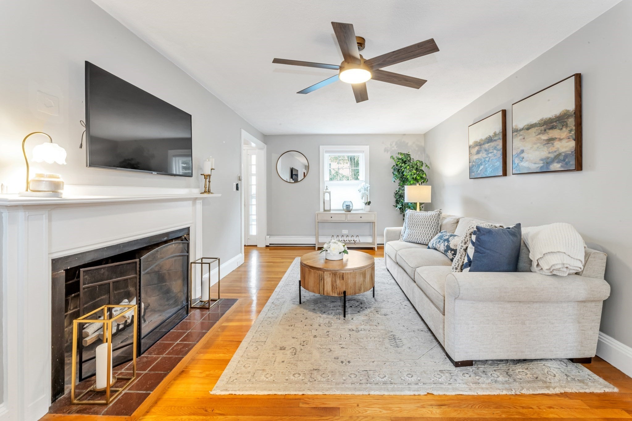 228 Manthorne Rd