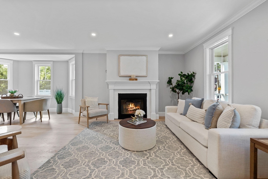73 Knoll Street 73