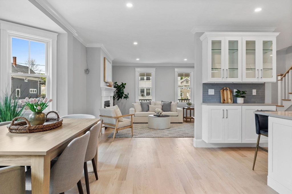 73 Knoll Street 73
