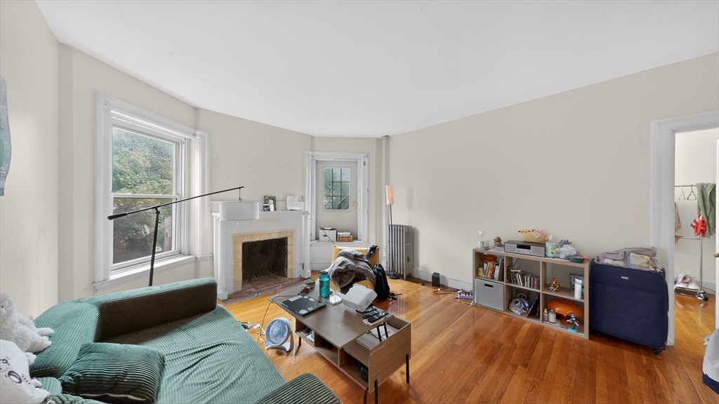 1071 Beacon St 6