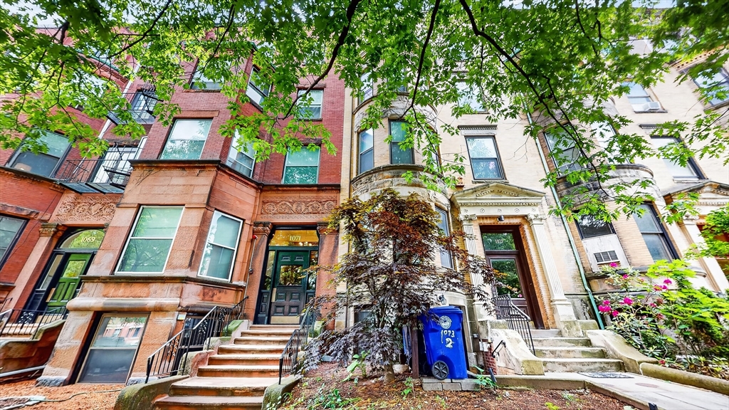 1071 Beacon St 6